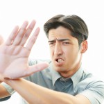 پرتره یک مرد با حالت خشمگین