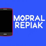یه تبلیغ برای تعمیرات موبایل که در تصویر ار یک موبایل در حال تعمیر استفاده شده باشه