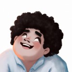 پسر بچه ای با موهای فرفری پوست سفید صورتی نسبتا تپل و چشمان قهوه ای  جذاب که سرش را بالا گرفته و دارد فکر می کند درحالی که 
  لبخند به لب دارد و بلوز آبی کمرنگ ساده   (زمینه سفید )