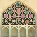 فلسفه مد و فشن در طراحی سه بعدی در کاشی کاری کاشان و بادگیر پنجره کاشان