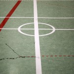 یک زمین هندبال با جزییات کامل
